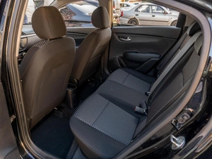 Седан Kia Rio 2019 года, 1499000 рублей, Саратов