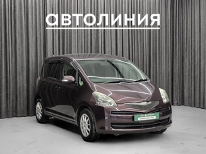 Хетчбэк Toyota Ractis 2010 года, 815000 рублей, Красноярск