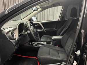 Внедорожник Toyota RAV4 2017 года, 2299000 рублей, Красноярск