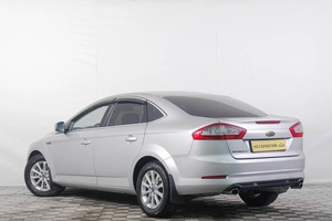 Седан Ford Mondeo 2013 года, 949000 рублей, Кемерово