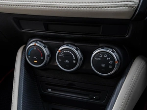 Хетчбэк Mazda Demio 2015 года, 1050000 рублей, Краснодар