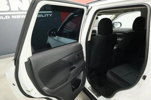 Внедорожник Mitsubishi Outlander 2021 года, 2450000 рублей, Курск