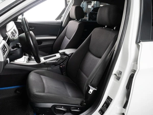 Седан BMW 3 серия 2011 года, 1169000 рублей, Тюмень
