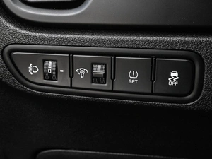 Седан Kia Rio 2021 года, 1624070 рублей, Кирилловка