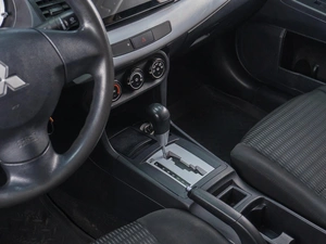 Седан Mitsubishi Lancer 2012 года, 749000 рублей, Сургут