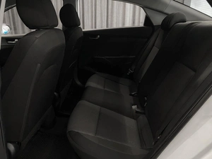 Седан Hyundai Solaris 2019 года, 990000 рублей, Красноярск