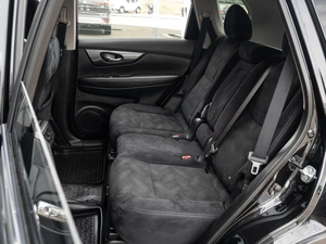 Внедорожник Nissan X-Trail 2017 года, 1640000 рублей, Краснодар