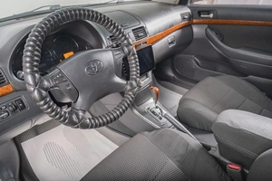 Седан Toyota Avensis 2007 года, 859000 рублей, Томск