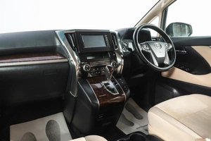 Минивэн Toyota Vellfire 2019 года, 4349000 рублей, Новосибирск