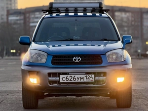 Внедорожник Toyota RAV4 2002 года, 888888 рублей, Красноярск