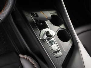 Лифтбек Changan UNI-V 2024 года, 2575000 рублей, Минеральные Воды