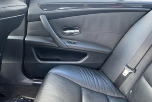 Седан BMW 5 серия 2007 года, 1070000 рублей, Солонцы