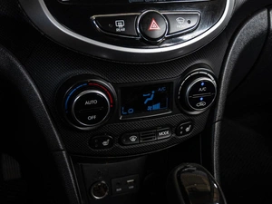 Хетчбэк Hyundai Solaris 2015 года, 1180000 рублей, Краснодар