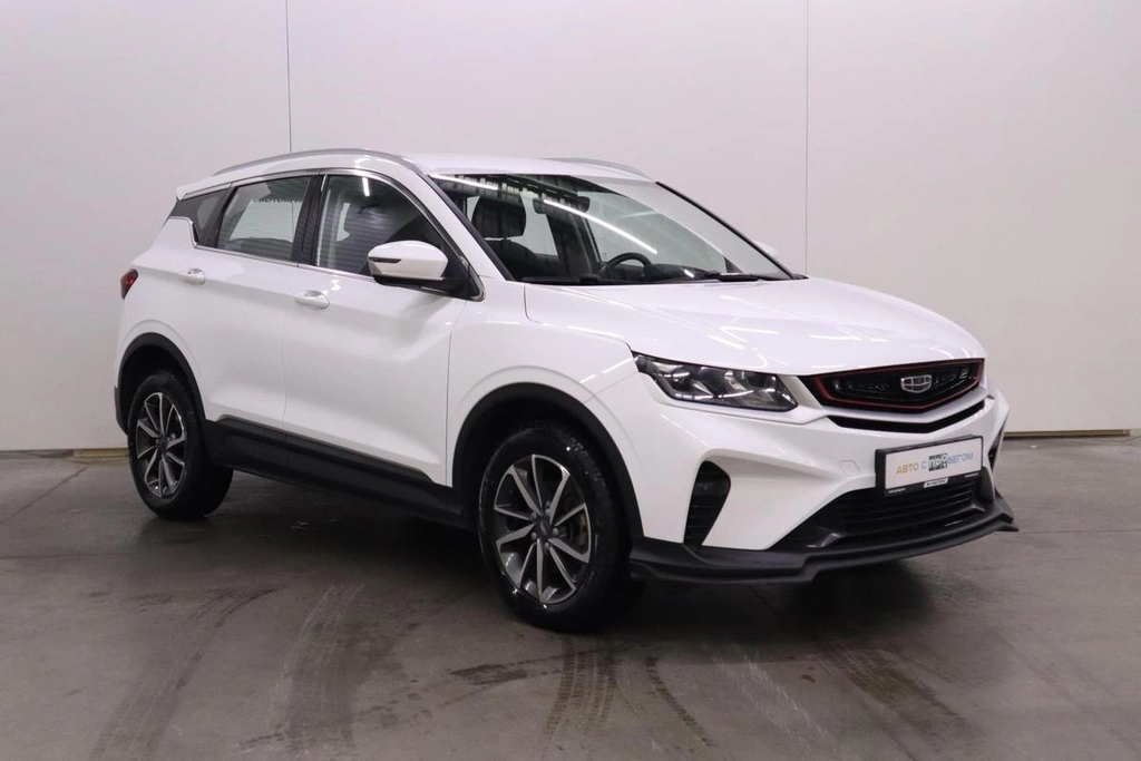 Внедорожник Geely Coolray 2023 года, 1665000 рублей, Брянск