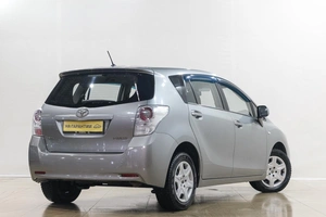 Минивэн Toyota Verso 2012 года, 1299000 рублей, Новокузнецк