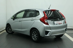Хетчбэк Honda Fit 2017 года, 1045000 рублей, Красноярск