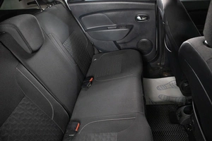 Хетчбэк Renault Sandero 2017 года, 819000 рублей, Сургут