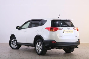 Внедорожник Toyota RAV4 2013 года, 2249000 рублей, Омск