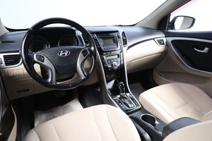 Хетчбэк Hyundai i30 2014 года, 1269000 рублей, Новосибирск