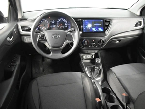 Седан Hyundai Solaris 2019 года, 1098900 рублей, Казань
