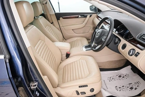 Седан Volkswagen Passat 2013 года, 1449000 рублей, Красноярск