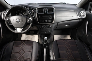 Хетчбэк Renault Sandero 2015 года, 779000 рублей, Новосибирск