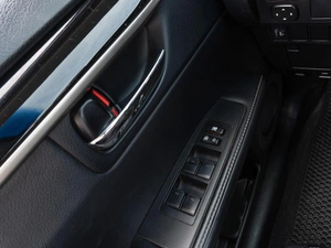 Седан Lexus ES 2013 года, 2299000 рублей, Саратов
