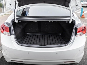 Седан Hyundai Avante 2012 года, 1153000 рублей, Краснодар