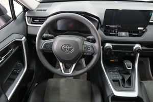 Внедорожник Toyota RAV4 2025 года, 4349000 рублей, Омск