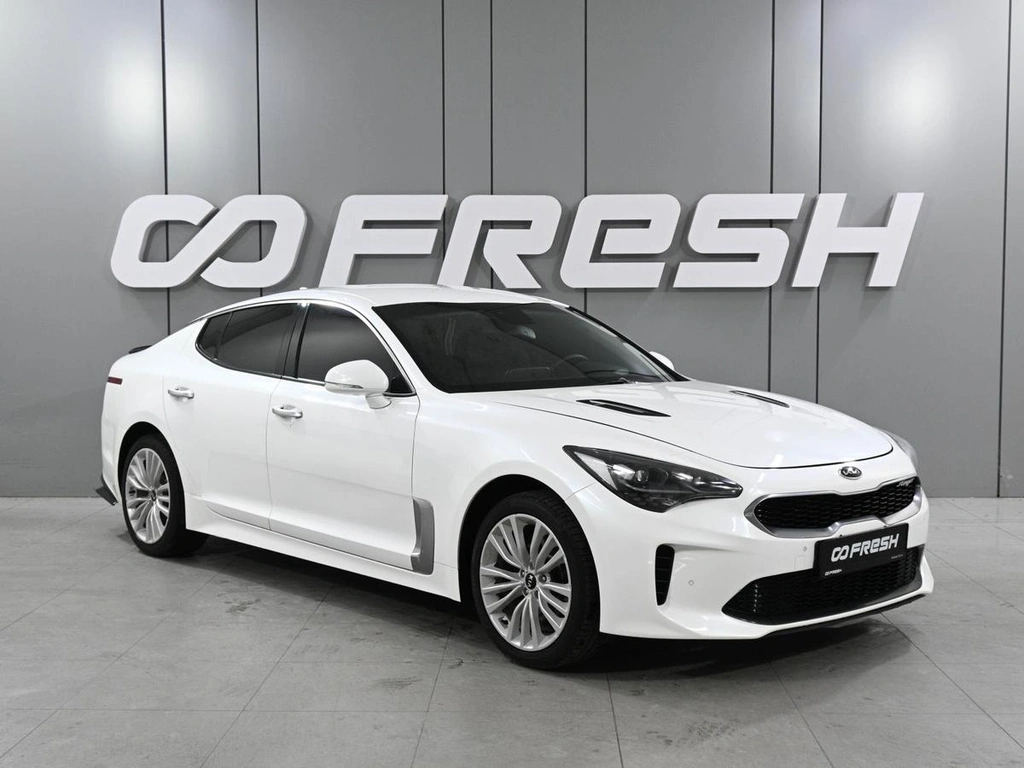 Лифтбек Kia Stinger 2018 года, 2349000 рублей, Аксай