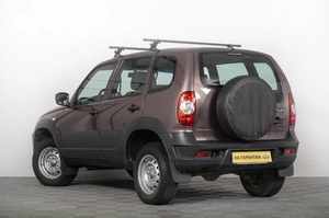 Внедорожник Chevrolet Niva 2018 года, 969000 рублей, Томск