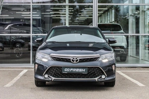 Седан Toyota Camry 2017 года, 2190000 рублей, Ярославль