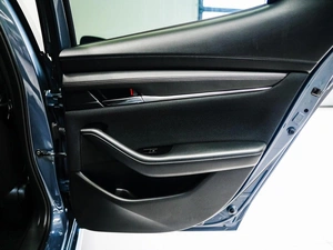 Хетчбэк Mazda 3 2019 года, 1699000 рублей, Красноярск