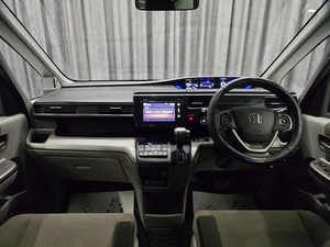 Минивэн Honda Stepwgn 2015 года, 1530000 рублей, Красноярск