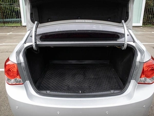 Седан Chevrolet Cruze 2011 года, 649000 рублей, Большой Сочи