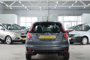 Хетчбэк Honda Fit 2017 года, 1129000 рублей, Омск