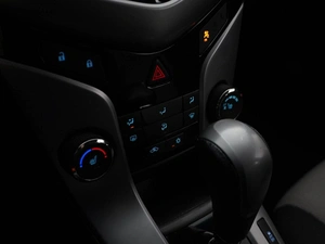 Седан Chevrolet Cruze 2012 года, 627444 рублей, Москва