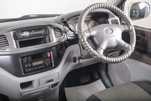 Минивэн Toyota Touring Hiace 2000 года, 699000 рублей, Томск