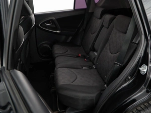 Внедорожник Toyota RAV4 2010 года, 1229050 рублей, Москва