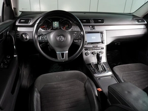 Седан Volkswagen Passat 2012 года, 944000 рублей, Воронеж