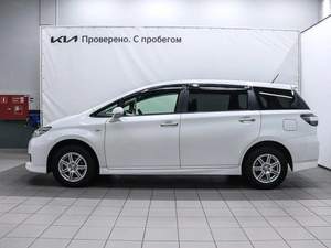 Минивэн Toyota Wish 2014 года, 1330000 рублей, Красноярск