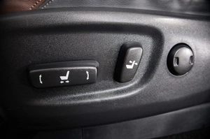 Внедорожник Toyota Land Cruiser Prado 2016 года, 3379000 рублей, Пермь