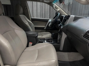 Внедорожник Toyota Land Cruiser Prado 2012 года, 2899000 рублей, Красноярск
