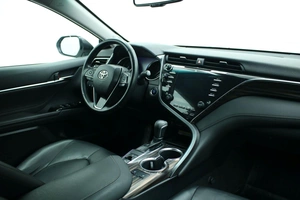 Седан Toyota Camry 2018 года, 2781000 рублей, Красноярск