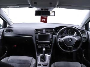 Универсал Volkswagen Golf 2015 года, 1300000 рублей, Красноярск