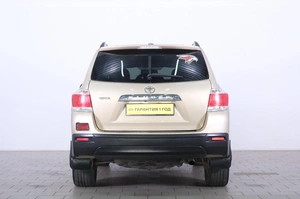 Внедорожник Toyota Highlander 2012 года, 1789000 рублей, Омск