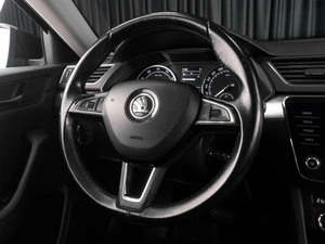 Лифтбек Skoda Superb 2018 года, 2399000 рублей, Тюмень