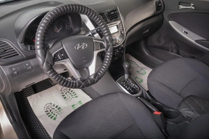 Седан Hyundai Solaris 2011 года, 799000 рублей, Томск