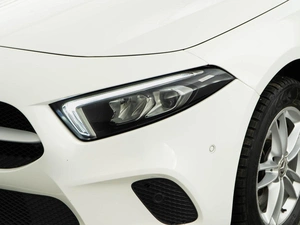 Хетчбэк Mercedes-benz A-класс 2018 года, 2098999 рублей, Москва