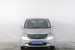 Минивэн Honda Freed 2010 года, 1039000 рублей, Кемерово